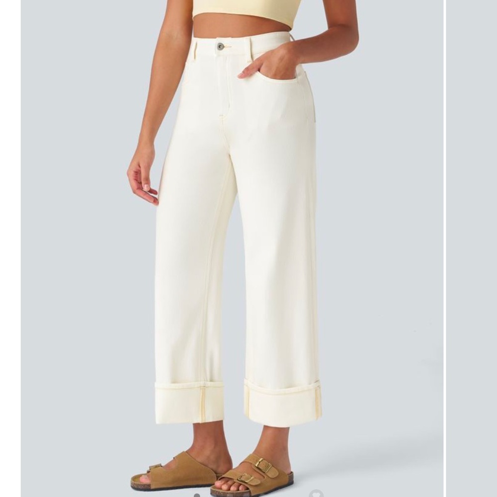 Halara beige jeans NWT